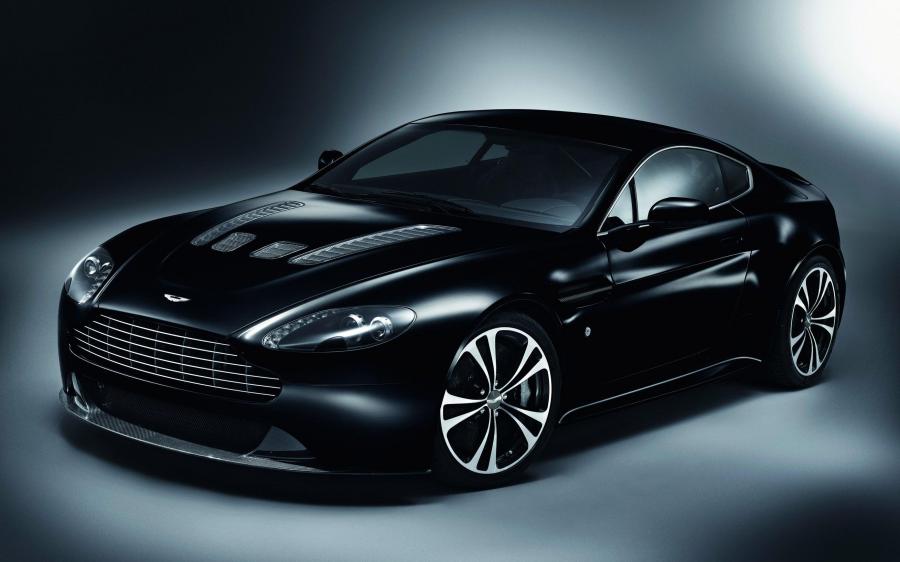 Aston Martin V12 Vantage Carbon Black '2010